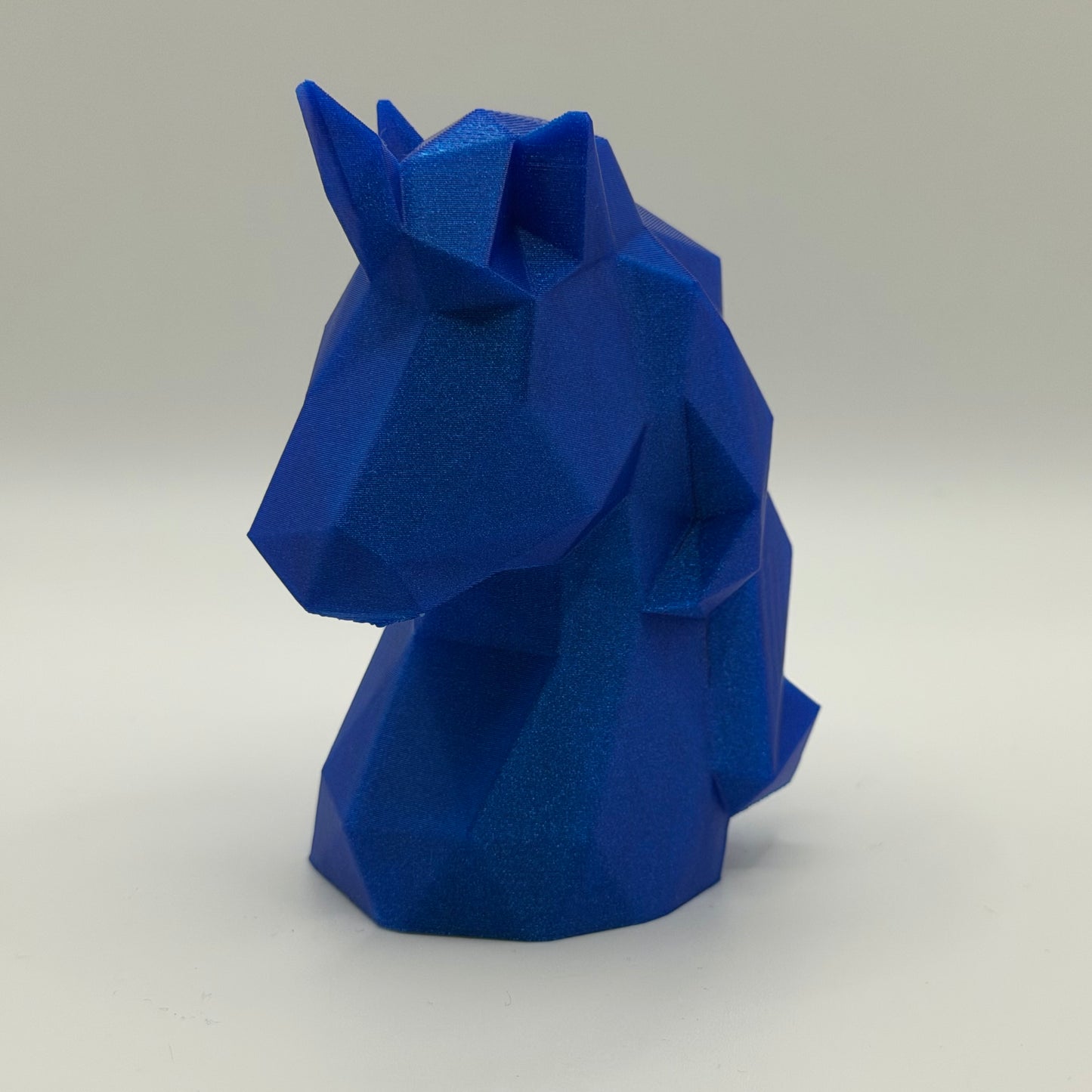 Low poly jednorožec